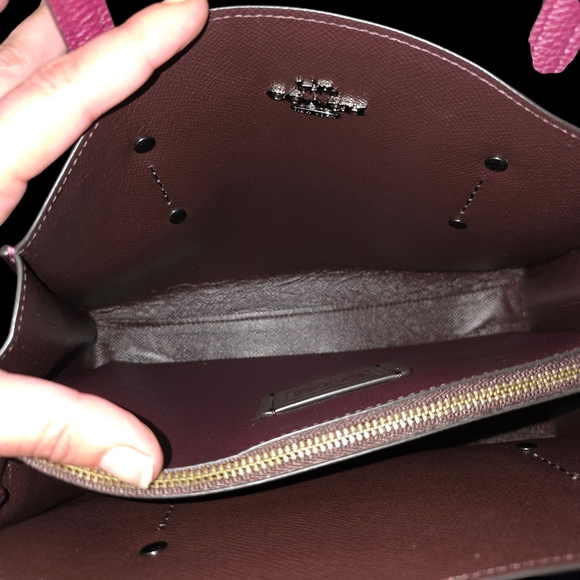 COACH Charlie Carryall 28 Metallic Berry Satchel - Picture 9 of 10